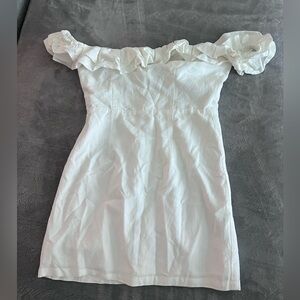 Superdown Emery off-shoulder dress (White) size Small